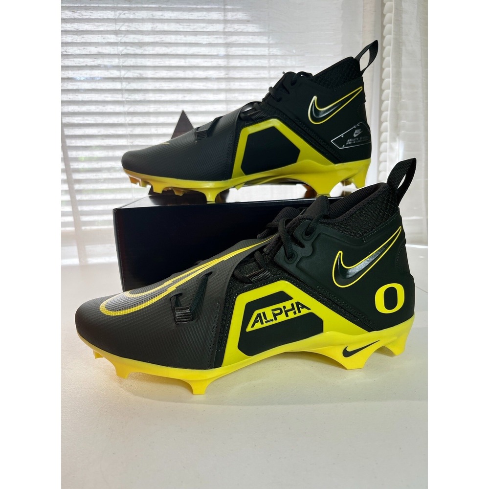 Nike Oregon Ducks Sz 12.5 Alpha Menace Pro 3 PE Football Cleat Sequoia / Yellow